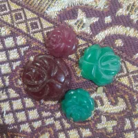 یاقوت و زمرد