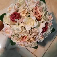 دسته گل عروس و تاج