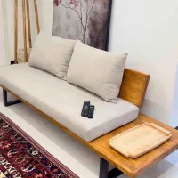 میز و نیمکت چوبی