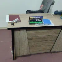 میز اداری و منشی