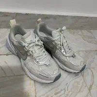 کتونیv2k  با کیفیت مستر ویتنام سایز ۴۱|کیف، کفش، کمربند|چالوس, |دیوار