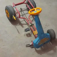 سه چرخه و چهار چرخ|دوچرخه، اسکیت، اسکوتر|ایوان, |دیوار