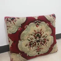 دو جفت پشتی قدیمی