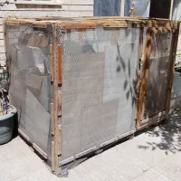 قفس چوبی بزرگ