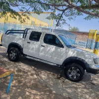 نیسان پیکاپ دو کابین مدل ۸۳