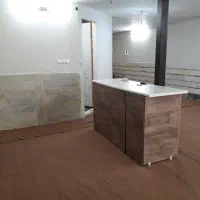 جمهوری ۸۰ متری