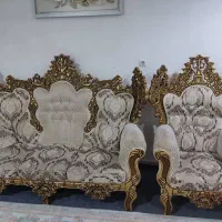 مبل سلطنتی ومیز تلویزیون