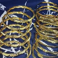 انواع النگو و گوشواره و دستبند سفارشی آبکاری طلا|بدلیجات|بوشهر, |دیوار