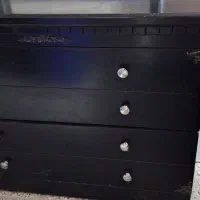 دلاور و آینه چوبی