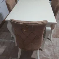 میز غذا خوری چستر