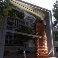 ملک تجاری دائم 1000 متر حاشیه وکیل آباد