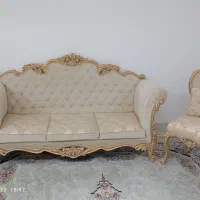 مبل در حد نو و میز نهارخوری نو|مبلمان خانگی و میز عسلی|ابرکوه, |دیوار