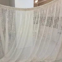 پرده با پشت پنجره ای و چوب پرده