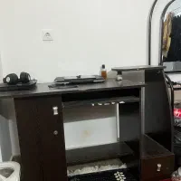 میز تحریر چوبی