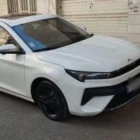 کی ام سی مدل 1402 استثنایی