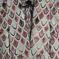 کت مجلسی|لباس|مشهد, کشف|دیوار