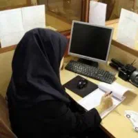 استخدام خانم مسلط به Excel پیشرفته