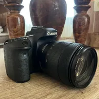 دوربین نیمه حرفه ای