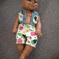 عروسک نوازد