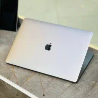 macbook pro 2019 تاچ بار و گرافیکی