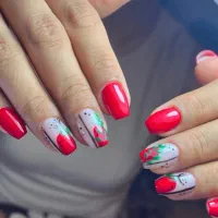 خدمات ناخن صنم