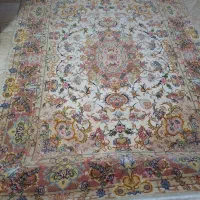 انواع فرش دستباف و گل ابریشم