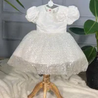 دوتا پیراهن عروس بچگانه