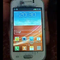 گوشی سامسونگ و یه عالمه لباس و کیف و کفش «حراج»