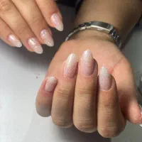 کاشت ناخن از ۴۰۰ فقط ۲۹۰