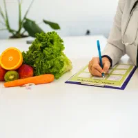 رژیم لاغری و کاهش وزن آسان توسط متخصص