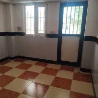 اجاره ساختمان (با۱۲۰متر حیاط )دم خیابان