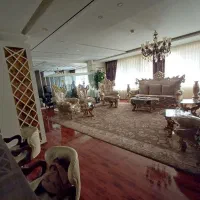 آپارتمان ۲۰۰متری تک واحدی سه نبش