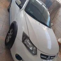 کوئیک R سال ۱۴۰۱ سفید مشکی