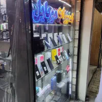 ویترین پشت شیشه با طبقات و ال ای دی|فروشگاه و مغازه|گلستان (تهران), |دیوار