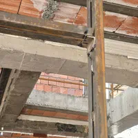اجرای نبشی کشی و وال پست و میلگرد بستر