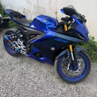 یاماها r15