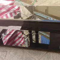 میز تلویزیون شیشه ای