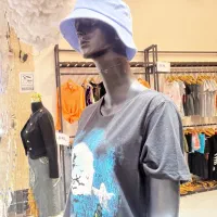 مانکن دست دوم