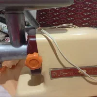 چرخ گوشت  ۸۰۰ وات مدل ناسیونال