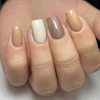 با ۵ سال سابقه کاری خدمات ناخن