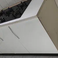 کابینت سه دره همراه با گاز صفحه ای