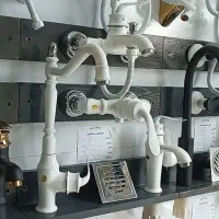 شیرالات در رنگ بندی به قیمت خرید|مصالح و تجهیزات ساختمان|مشهد, عامل|دیوار