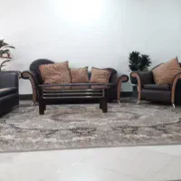 مبل راحتی در حد نو و تمیز