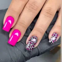 آموزش کاشت ناخن با تخفیف ۵۰درصد