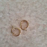 گوشواره سالم در حد نو وزن 1.940 سوت 250 بالا تابلو|جواهرات|ایلام, |دیوار