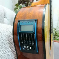 گیتار نیمه حرفه ای|گیتار، بیس، امپلیفایر|فولادشهر, مسکن مهر فولادشهر|دیوار