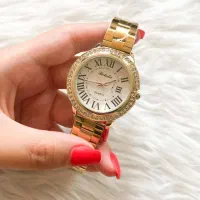 ساعت|ساعت|شهر ری, بی‌بی شهر بانو|دیوار