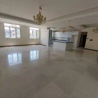 آپارتمان ۲۲۰ تکواحدی طبقه همکف تولیدی و انبار