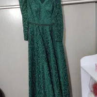 لباس نامزدی|لباس|ساری, |دیوار