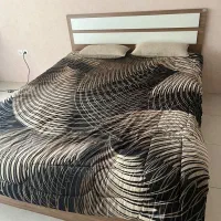 تخت دو نفره همراه با تشک خوشخواب رویال